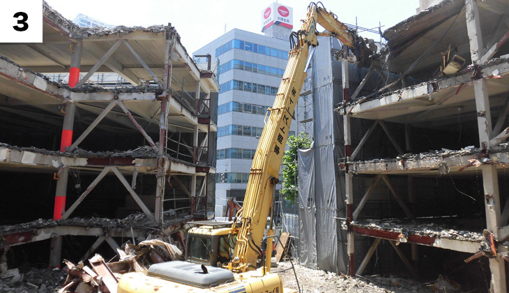 立体駐車場解体着工時写真1